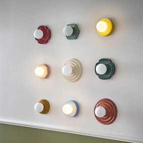 Wand- of plafondlamp, geribbeld, in keramiek en opaline glas, HOLI