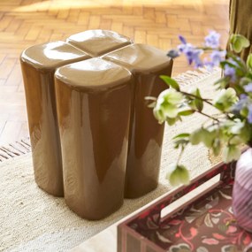 Keramisch bijzettafeltje, Mariane