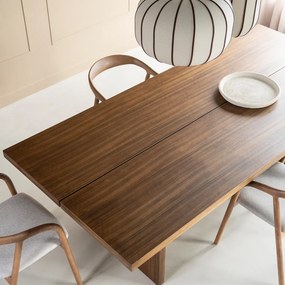 Stijlvolle Walnoot Eettafel 240 - 240 X 110cm.