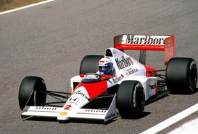Foto Alain Prost driving a McLaren MP4/5, 1989