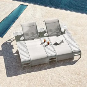 Set Van 2 Verstelbare Ligstoelen En 3 Bijzettafels Van Staal Marietta Wit - Sklum