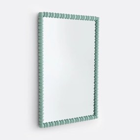 Spiegel in gelakt hevea 61,5x 91,5 cm, Lomia