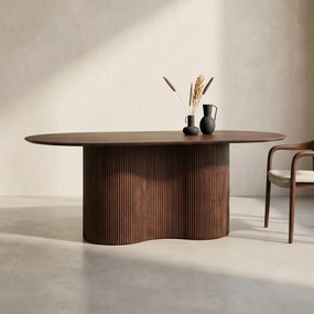 Eettafel Walnoot Met Ribbel Poot 250 Cm - 250 X 100cm.