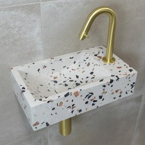 Saniclear Terrazzo fonteinset met gebogen kraan in geborsteld messing
