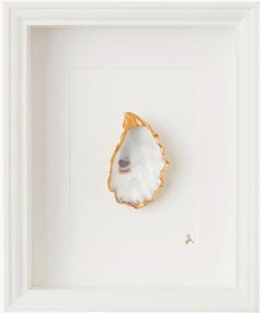 Wanddecoratie object Aoife van vergulde oesterschelp