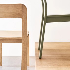 Set van 2 stoelen in massief eik, Talet