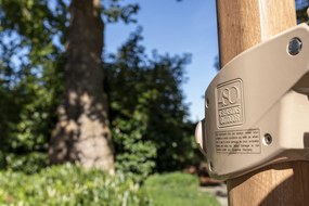 4 Seasons Outdoor Siesta PREMIUM Ø 350 cm parasol zand, wood look frame Parasol   beige weerbestendig