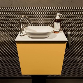 Mondiaz Fowy toiletmeubel 50cm ocher met witte waskom links en kraangat