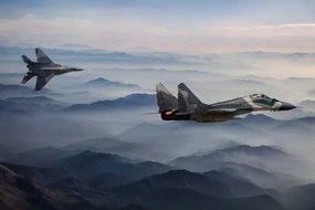 Foto Mig-29 Fighter Jets in Flight above, guvendemir