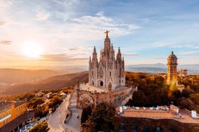 Foto Tibidabo mountain and Sagrat Cor church, Alexander Spatari