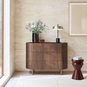 Notenhouten en met leer gefineerde ladekast met 3 laden, Aslen