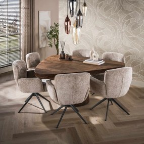 Driehoekige Eettafel Acaciahout - 165 X 165cm.