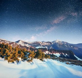 Kunstfotografie starry sky in winter snowy night., standret, (40 x 40 cm)