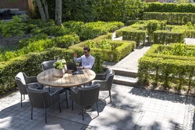 4 Seasons Outdoor Bernini tuinset platinum met RVS Prado tafel teak blad Ø 160 cm Tuinset houtkleur weerbestendig