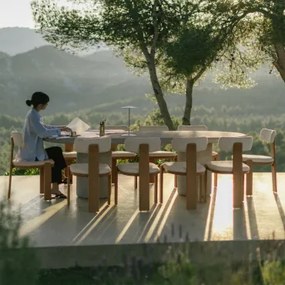 Ovale Tafelset 260x110 Cm In Aurean Cement En 10 Tuinstoelen Van Acaciahout En Malta Bouclé Stof Lichtgrijs - Sklum