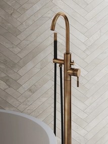 Saniclear Antique Curved Pro vrijstaande badkraan verouderd messing