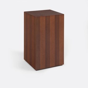 Bijzettafel van eiken- en walnootfineer, STRELA