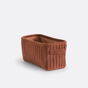 Mand in plissé fluweel, Velvetas