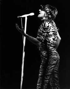 Foto Dec. 19, 1980 - Rod Stewart on stage in London