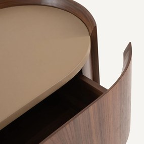 Notenhouten en met leer gefineerde ladekast met 3 laden, Aslen