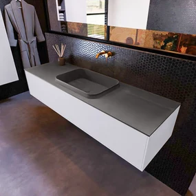 Mondiaz Erin 150cm badmeubel Cale met 1 lade en donkergrijze wastafel midden zonder kraangaten
