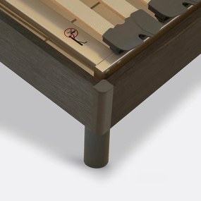 Elektrisch bed met houten lattenbodem