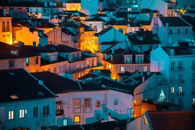 Foto Density of row houses in Lisbon old town, Chanachai Panichpattanakij