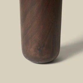 Walnoot Eettafel Met Ronde Poten 200 Cm - 200 X 100cm.