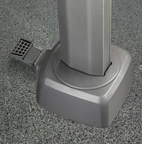 Platinum Voyager zweefparasol T1 2.5x2.5 m. - Taupe met ingraafvoet en hoes