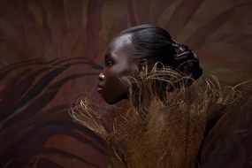 Kunstfotografie Beauty Portrait of woman entwined in palm bark, Ralf Nau, (40 x 26.7 cm)