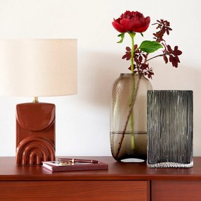 Vaas in geribbeld smoked glas H21 cm, Anija