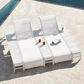 Set Van 2 Verstelbare Ligstoelen En 3 Bijzettafels Van Staal Marietta Gardenia Wit - Sklum
