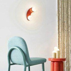Dubbele wandlamp in ijzermetaal en opaline, Soleo