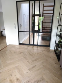 Keramisch Parket Visgraat 15x60 Franse Eiken Beige DC4