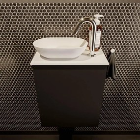 Mondiaz Fowy Toiletmeubel - 40x50x23cm - urban mat - 1 kraangat - wasbak links - 1 deur - solid surface - blad MDF - wasbak: Wit / Zwart FOWY59001urbantalc