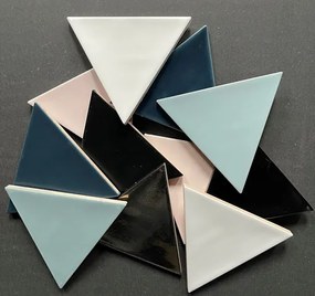 Terre d'Azur Cima wandtegel driehoek 11x13cm brons