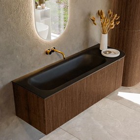 Mondiaz Kurve 135cm badmeubel ronding rechts walnut met 1 lade en deur en wastafel big medium links zonder kraangat urban