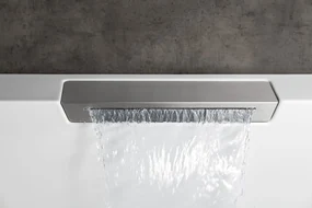 Polysan Monolith Cascata links half vrijstaand bad met zwarte waterval uitloop 180x80cm