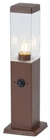 Buitenlamp roestbruin met helder glas 45cm IP44 met stopcontact en bewegingssensor - Malios Modern E27 IP44 Buitenverlichting