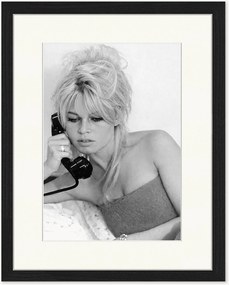 Ingelijste foto Brigitte on The Phone, handgemaakt