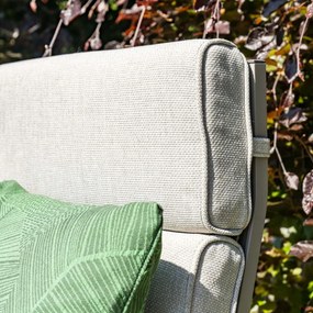 Garden Impressions Lora loungestoelen taupe - Lucas bijzettafel Ø50 cm