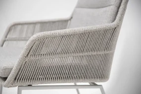 4 Seasons Outdoor Valencia eetset frozen met Quatro frost grey tafel teak blad 220 cm  Tuinset    houtkleur weerbestendig