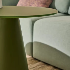 Kave Home Wilshire Ronde Bijzettafel Mat Glas Groen 50 Cm - 50 X 50cm.
