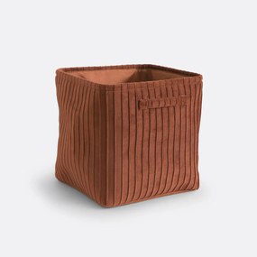 Mand in plissé fluweel, Velvetas