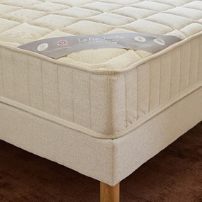Beklede boxspring met 12 latten