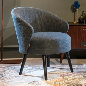 Boucle stoel met ronde rugleuning | Giani Borbon