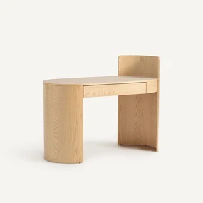 Bureau van eikenfineer en leer, Abbas