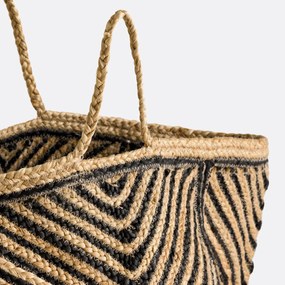 Mand in gevlochten jute, Jutlo