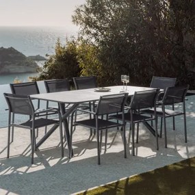 Set Van Rechthoekige Tafel 200x95 Cm In Brinela Aluminium En 8 Stapelbare Tuinstoelen Met Armleuningen In Olenia Aluminium Grijs – Grafiet - Sklum