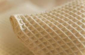 Kayori x Daisy Diks Kussensloop Goya Sand – Bij Swiss Sense